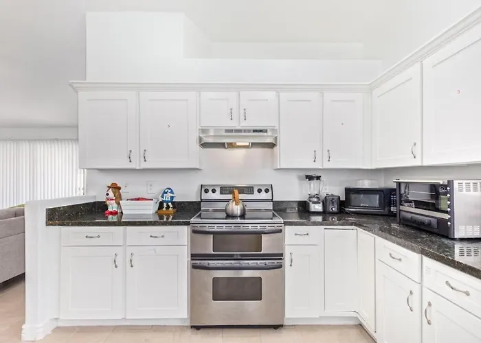 Vernon House 4Br Furnished Phoenix Home For Extended Stays *